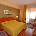 Garden Catania فندق سان جيوفاني لا بونت