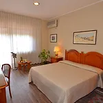 فندق Garden Catania سان جيوفاني لا بونت