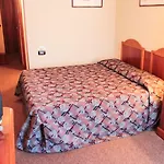 فندق Garden Catania سان جيوفاني لا بونت
