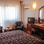 فندق Garden Catania 4*