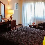 Garden Catania 4*