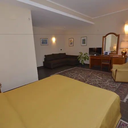 Garden Catania Отель 4*