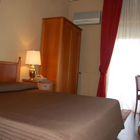 Garden Catania Сан-Джованни-ла- Пунт